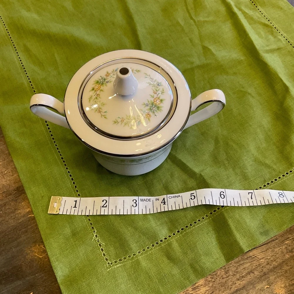 Noritake 